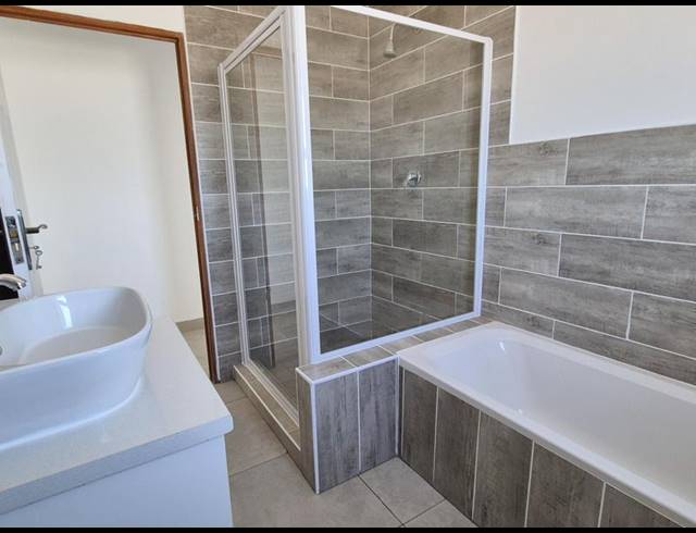 3 BEDROOM HOUSE FOR SALE IN KLEINBAAI